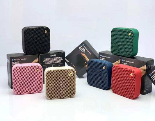 The new Bluetooth Pony is the same style wireless Bluetooth speaker, a portable outdoor portable small speaker and small steel cannon